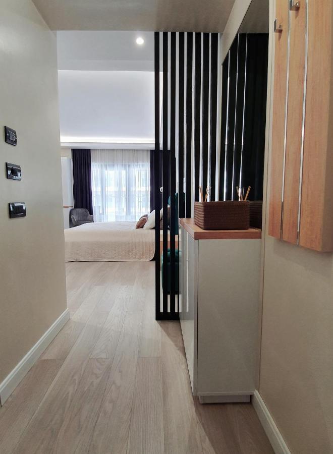 Residence 81 Мамая Екстериор снимка